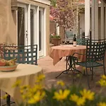 Hotel Four Kachinas 3*