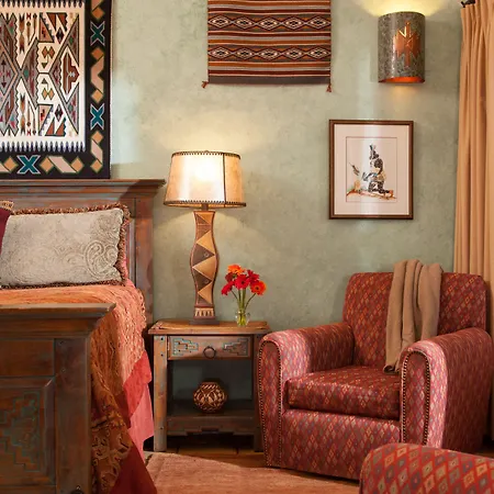 Four Kachinas Hotel 3*